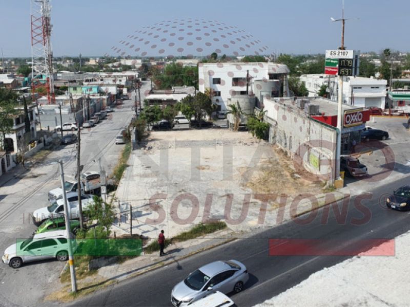 Terreno comercial en renta 